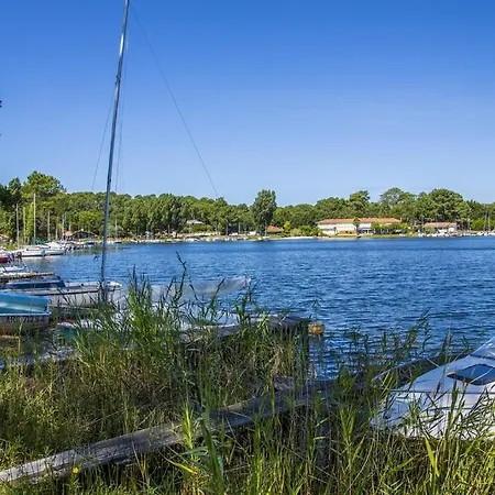 Apartment Maison Au Bord Du Canal Pour 6 Ou 7 Personnes Biscarrosse